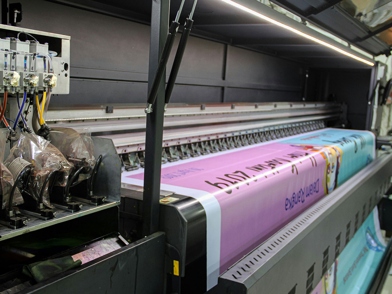 LARGE-FORMAT-FOAM-BOARD-PRINTING